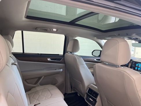 New 2026 Volkswagen Atlas SE FWD image 36