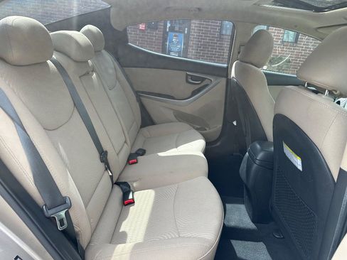 Used 2016 Hyundai Elantra Value Edition image 17