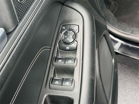 Used 2024 Ford Edge Titanium image 27