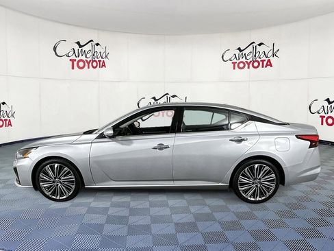 Used 2023 Nissan Altima 2.5 SL image 4