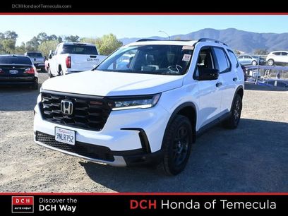 Used 2025 Honda Pilot TrailSport
