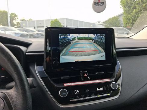 Used 2026 Toyota Corolla LE FWD image 20