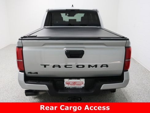 Used 2024 Toyota Tacoma TRD Off-Road image 8