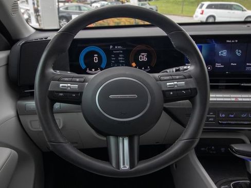 Used 2024 Hyundai Kona SEL FWD image 22