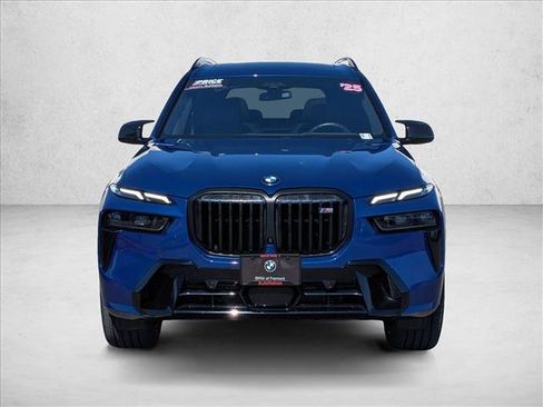 Used 2025 BMW X7 M60i AWD/4WD image 2