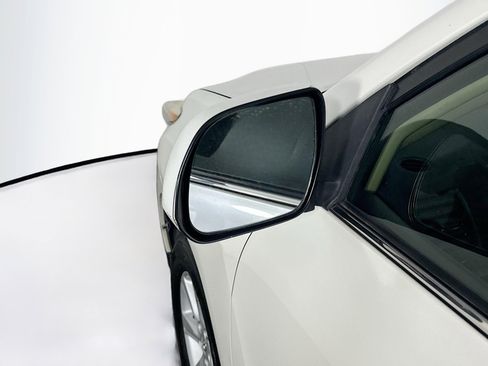 Used 2013 Toyota Highlander Plus image 16