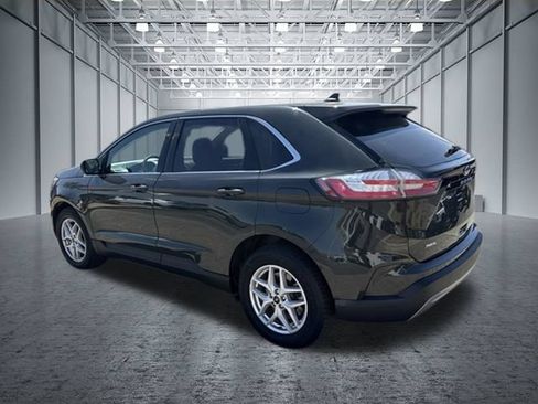 Used 2024 Ford Edge SEL AWD/4WD image 3