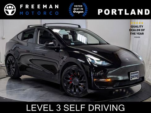 Used 2022 Tesla Model Y Performance AWD/4WD image 1