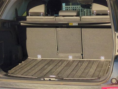 Certified 2022 Land Rover Discovery Sport S image 23