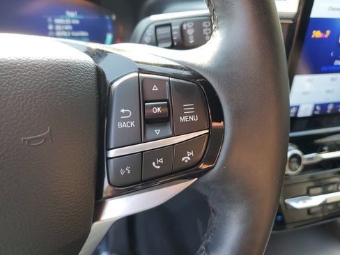 Used 2022 Ford Explorer Platinum w/ Technology Package AWD/4WD image 22