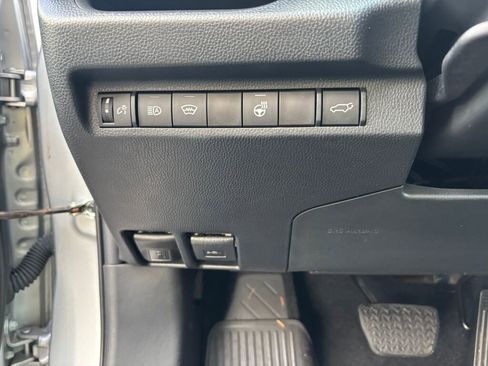 Used 2023 Toyota RAV4 XLE Premium image 20