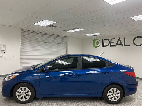 Used 2016 Hyundai Accent SE w/ Option Group 02 image 8