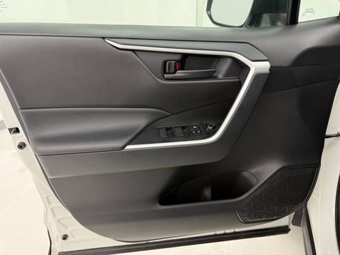 Used 2025 Toyota RAV4 LE FWD image 29