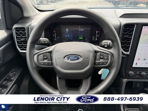 Used 2024 Ford Ranger XL AWD/4WD image 16
