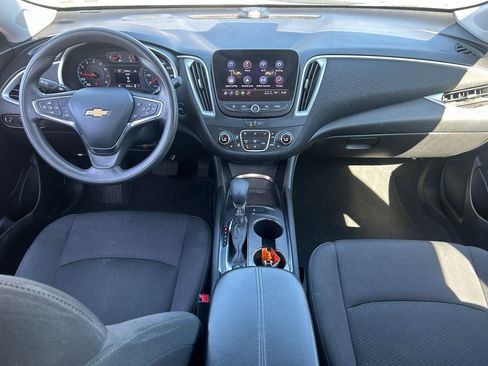Used 2023 Chevrolet Malibu LT FWD image 30