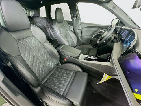 New 2026 Audi SQ5 Prestige AWD/4WD image 45