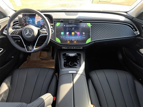 New 2026 Mercedes-Benz E 450 4MATIC Sedan image 24