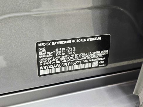 Used 2023 BMW i4 eDrive35 w/ Premium Package RWD image 31