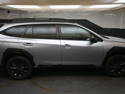 Certified 2025 Subaru Outback Onyx Edition image 7