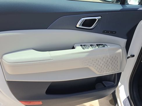 New 2026 Kia Carnival SX FWD image 19