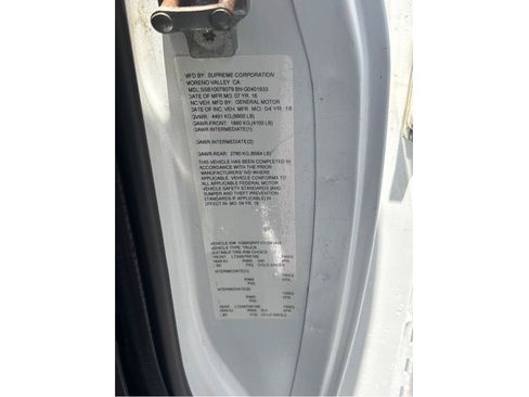 Used 2016 Chevrolet Express 3500 w/ Chrome Appearance Package RWD image 23