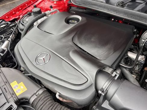 Used 2019 Mercedes-Benz GLA 250 4MATIC image 35