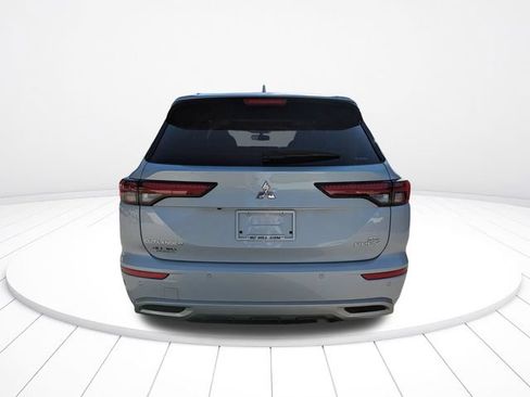 Used 2023 Mitsubishi Outlander SEL AWD/4WD image 5