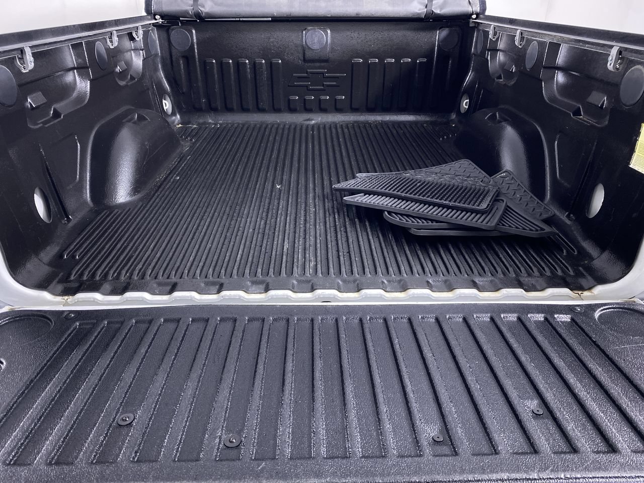 Certified 2018 Chevrolet Silverado 1500 LT w/ All Star Edition RWD image 12
