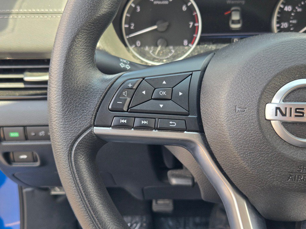 Used 2023 Nissan Sentra SV FWD image 28
