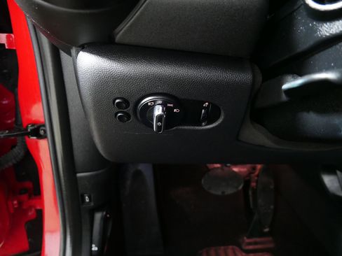 Used 2015 MINI Cooper 2-Door Hardtop image 26