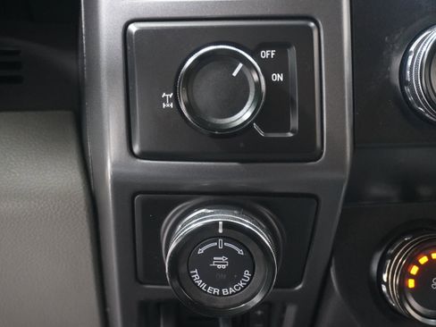 Used 2019 Ford F150 XLT w/ Equipment Group 302A Luxury RWD image 21