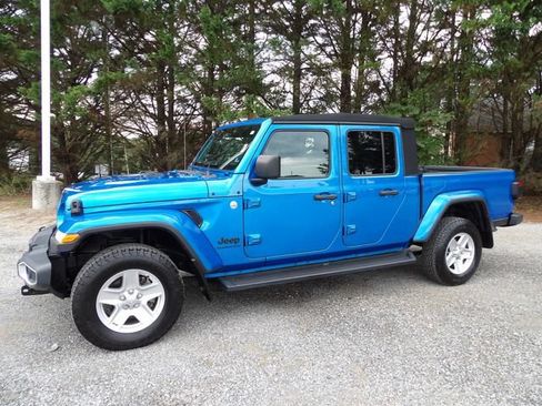 Used 2020 Jeep Gladiator Sport w/ Quick Order Package 24S AWD/4WD image 1