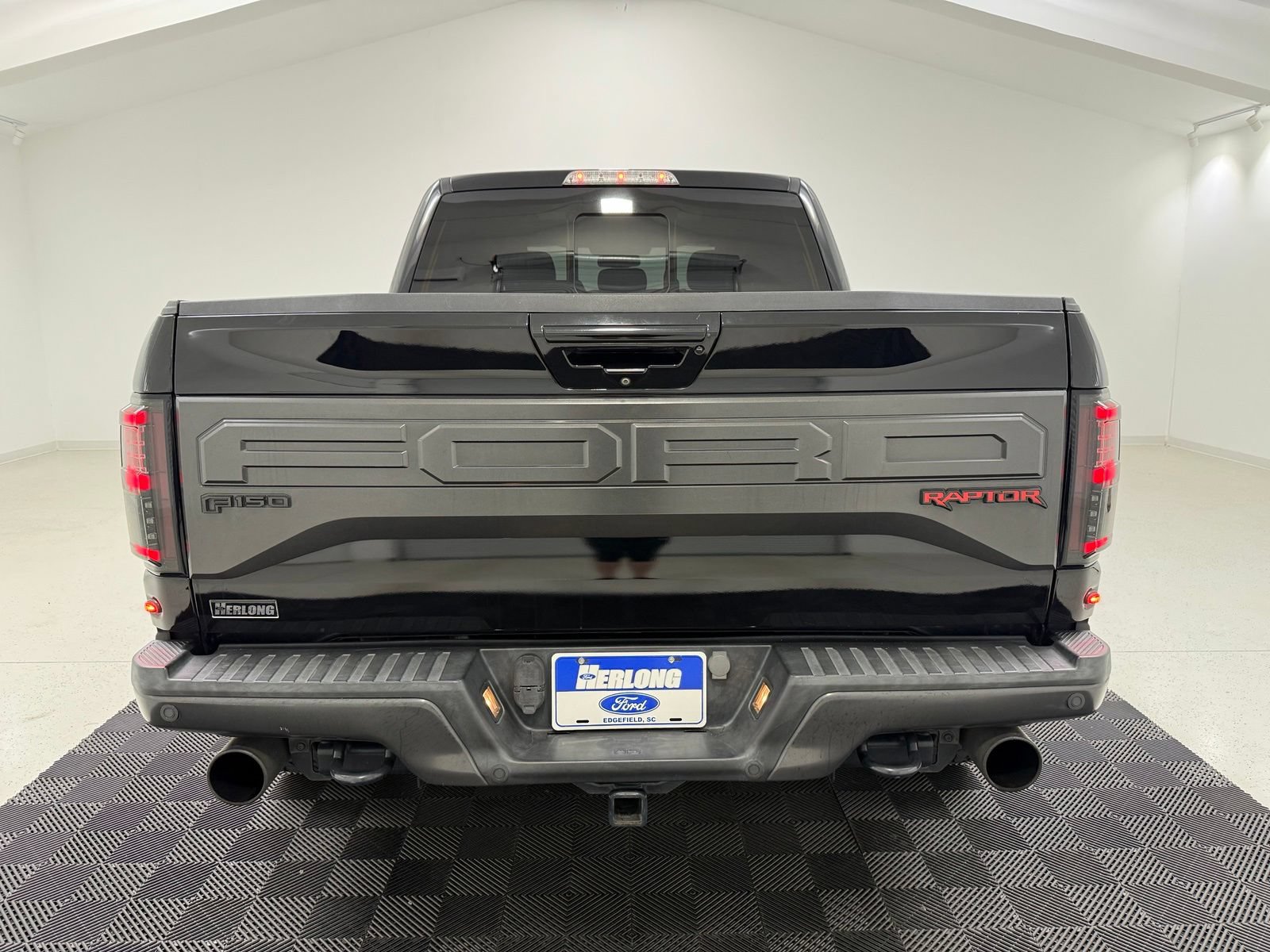 Used 2018 Ford F150 Raptor w/ Equipment Group 802A Luxury AWD/4WD image 5