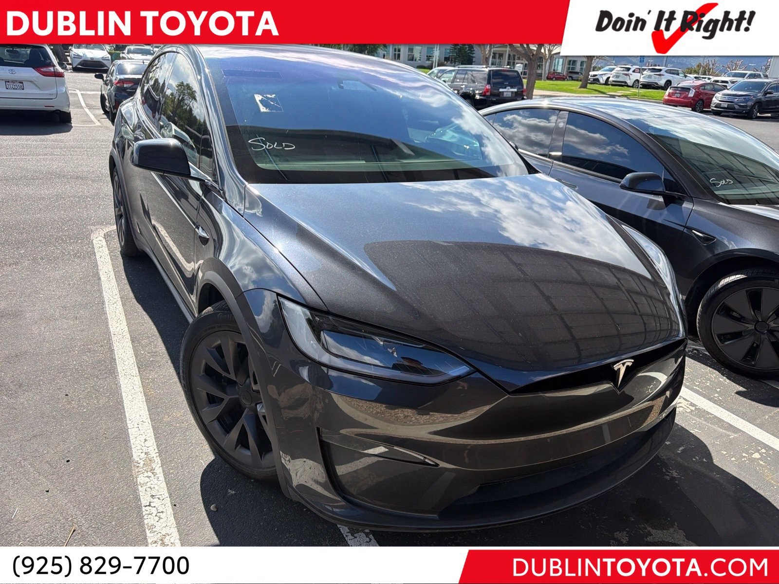 Used 2025 Tesla Model X AWD/4WD image 1