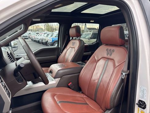 Used 2019 Ford F150 King Ranch w/ Equipment Group 601A Luxury AWD/4WD image 4