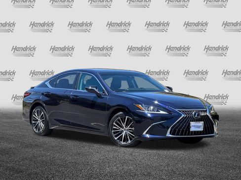 Used 2024 Lexus ES 300h w/ Premium Package FWD image 2