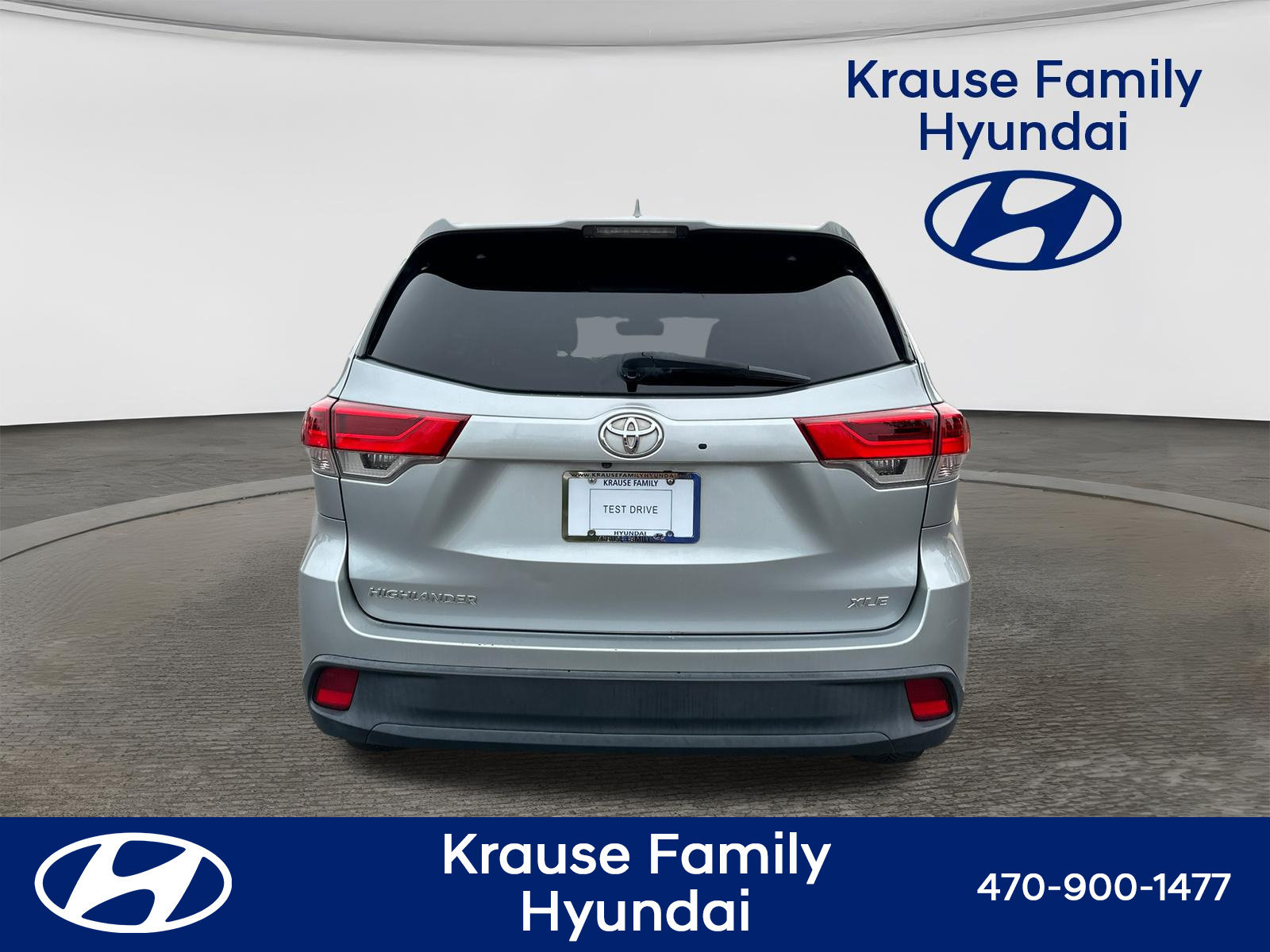 Used 2018 Toyota Highlander XLE FWD image 7