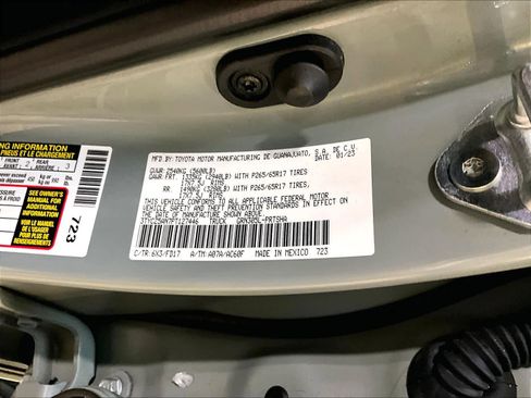 Used 2023 Toyota Tacoma TRD Sport w/ Technology Package image 36