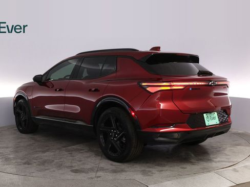 Used 2024 Chevrolet Equinox EV RS FWD image 17