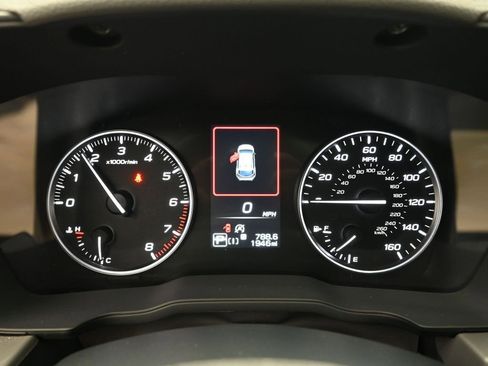 Used 2025 Subaru Crosstrek 2.5i Limited w/ Popular Package #3A image 17