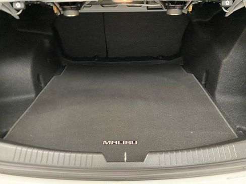 Used 2020 Chevrolet Malibu Premier image 12