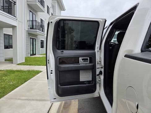 Used 2013 Ford F150 Platinum image 39
