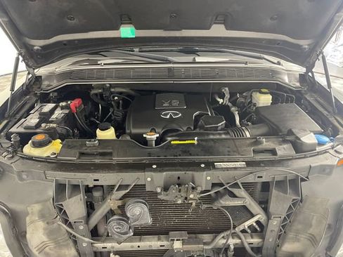 Used 2010 INFINITI QX56 4WD image 24