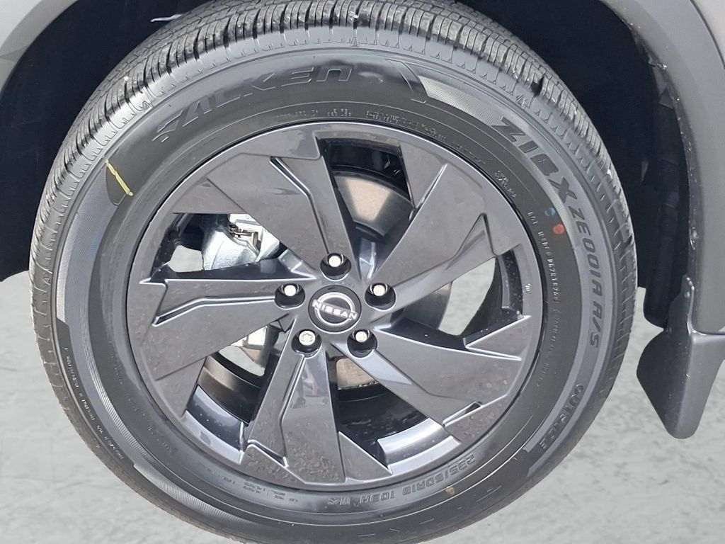New 2026 Nissan Rogue SV FWD image 24