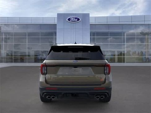 New 2026 Ford Explorer ST w/ Sun And Sound Package image 5