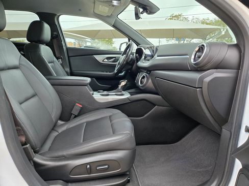 Used 2021 Chevrolet Blazer LT w/ Sound & Technology Package image 28