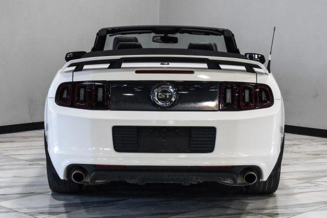 Used 2013 Ford Mustang GT Premium w/ Electronics Pkg RWD image 16