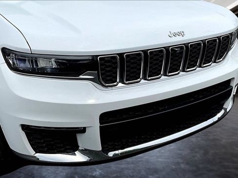 Used 2023 Jeep Grand Cherokee L Limited w/ Luxury Tech Group II AWD/4WD image 33