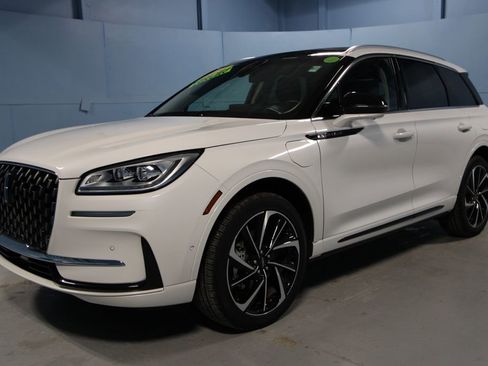 Used 2024 Lincoln Corsair Grand Touring w/ Equipment Group 302A image 34