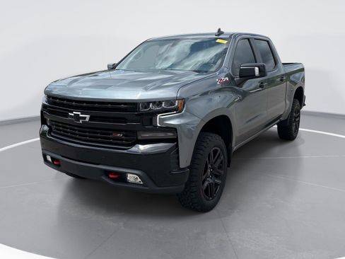 Used 2021 Chevrolet Silverado 1500 LT Trail Boss w/ Convenience Package II AWD/4WD image 3